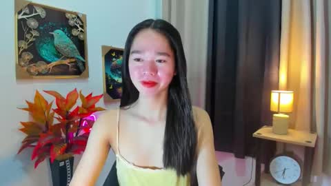 Snapshot of yourtinybunny chatting on April 27, 2026, 10:24 am yourtinybunny online show from April 27, 2026, 10:24 am