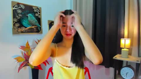 Snapshot of yourtinybunny chatting on May 2, 2026, 10:31 am yourtinybunny online show from May 2, 2026, 10:31 am