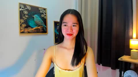 Snapshot of yourtinybunny chatting on May 23, 2026, 11:25 am yourtinybunny online show from May 23, 2026, 11:25 am