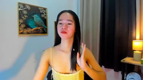 Snapshot of yourtinybunny chatting on May 25, 2026, 10:21 am yourtinybunny online show from May 25, 2026, 10:21 am