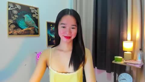 Snapshot of yourtinybunny chatting on May 29, 2026, 10:46 am yourtinybunny online show from May 29, 2026, 10:46 am
