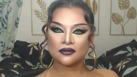 Snapshot of yourtrannyqueenxxx chatting on October 22, 2025, 1:06 am Anastacia Grey online show from October 22, 2025, 1:06 am