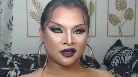 Snapshot of yourtrannyqueenxxx chatting on November 15, 2025, 11:43 pm Anastacia Grey online show from November 15, 2025, 11:43 pm