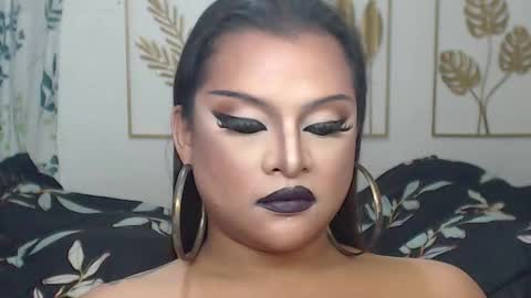 Snapshot of yourtrannyqueenxxx chatting on November 19, 2025, 3:39 am Anastacia Grey online show from November 19, 2025, 3:39 am