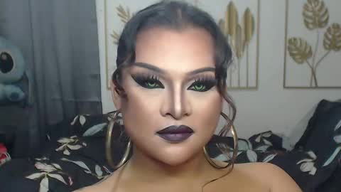 Snapshot of yourtrannyqueenxxx chatting on December 17, 2025, 10:16 pm Anastacia Grey online show from December 17, 2025, 10:16 pm