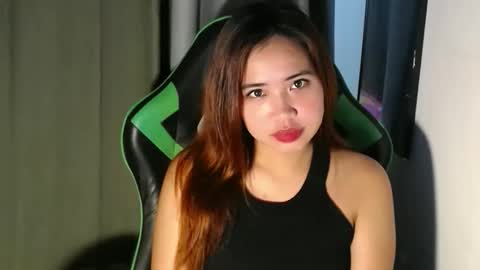 Snapshot of yourwife_josephine chatting on April 13, 2026, 10:21 am Josephine online show from April 13, 2026, 10:21 am