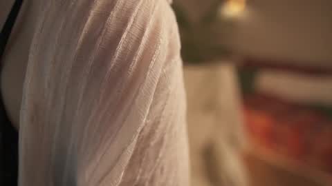 youur_sweetheart online show from April 19, 2026, 3:44 pm