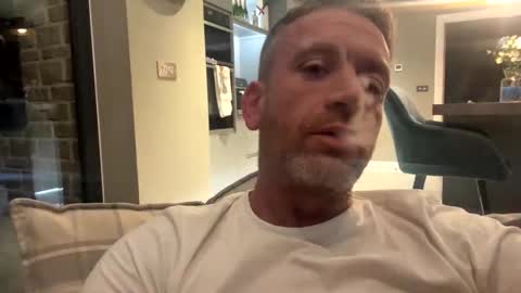 Snapshot of youwantus69 chatting on September 19, 2025, 4:36 am You want us 69 online show from September 19, 2025, 4:36 am