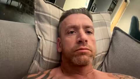 Snapshot of youwantus69 chatting on September 25, 2025, 5:00 am You want us 69 online show from September 25, 2025, 5:00 am