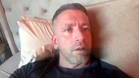 Snapshot of youwantus69 chatting on December 20, 2025, 1:40 pm You want us 69 online show from December 20, 2025, 1:40 pm