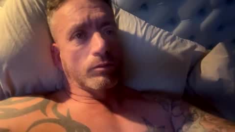 Snapshot of youwantus69 chatting on February 8, 2026, 7:56 am You want us 69 online show from February 8, 2026, 7:56 am