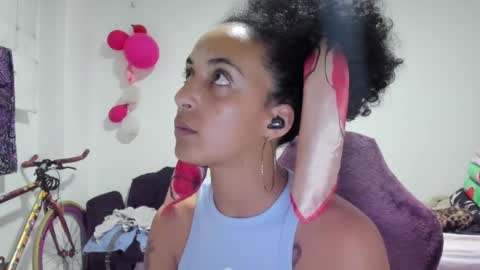 elizabeth  ju   online show from February 27, 2025, 11:48 pm