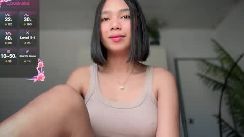 YowgineTheGreat online show from January 8, 2025, 4:02 am