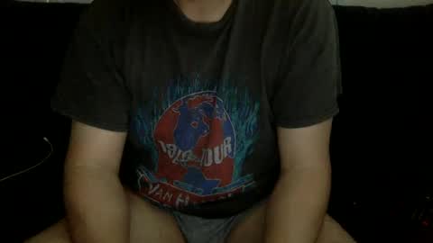 yque online show from October 5, 2025, 2:37 pm