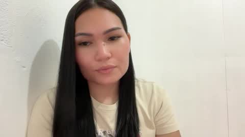 yrdrmgrl_jennie26 online show from February 12, 2026, 3:29 pm