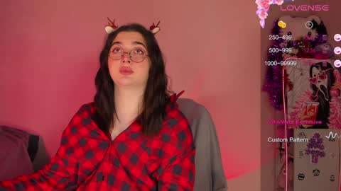 Ysabell online show from December 12, 2024, 12:01 pm