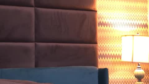 Foxie online show from October 7, 2025, 3:25 am