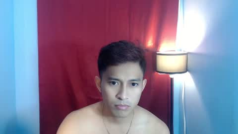 Snapshot of ytleo chatting on July 14, 2026, 12:11 pm ytleo online show from July 14, 2026, 12:11 pm