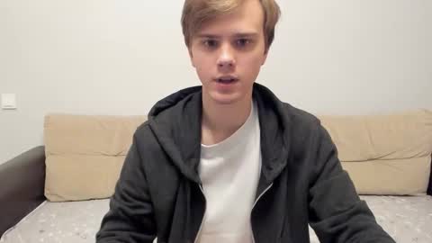 Yue Lang and Samm online show from November 14, 2025, 6:39 pm