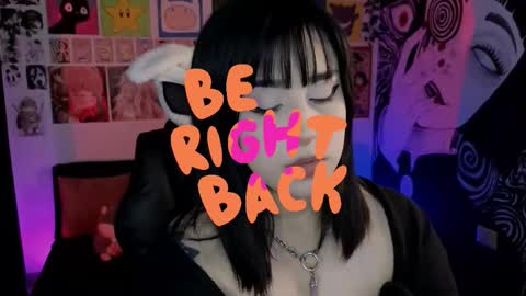    rawr   Anne Independent model      online show from October 2, 2025, 3:52 pm