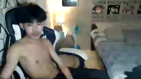 Snapshot of yujinro_18 chatting on June 12, 2026, 3:00 pm yujinro_18 online show from June 12, 2026, 3:00 pm
