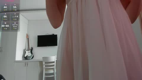 Yuki online show from September 30, 2025, 3:33 am