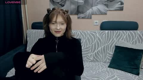 Snapshot of yukishine chatting on April 2, 2026, 5:32 pm YukiShine online show from April 2, 2026, 5:32 pm