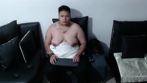 yul and val couple online show from November 9, 2025, 1:48 am