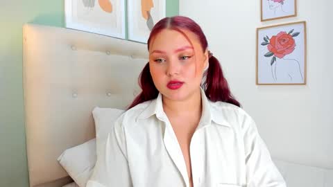 Yuliet online show from January 13, 2025, 11:38 pm