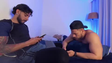 yulian 2811 online show from October 10, 2025, 1:15 am