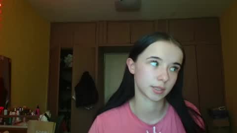 Snapshot of yuliastar chatting on May 19, 2026, 12:33 pm Yuliia online show from May 19, 2026, 12:33 pm