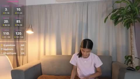 yuliethpetite online show from January 9, 2026, 11:13 am