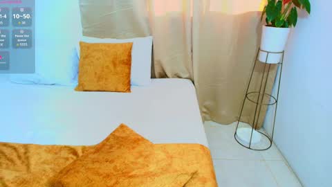 Yulina online show from September 8, 2025, 10:09 pm