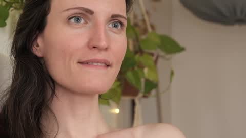 yulla dao online show from February 2, 2025, 2:56 pm