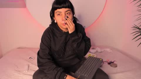 Snapshot of yumeko_jabami chatting on September 22, 2025, 12:40 pm YUMEKO online show from September 22, 2025, 12:40 pm