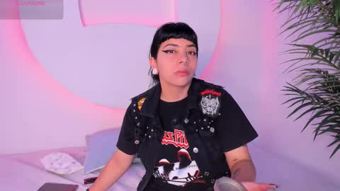 Snapshot of yumeko_jabami chatting on September 23, 2025, 11:57 am YUMEKO online show from September 23, 2025, 11:57 am