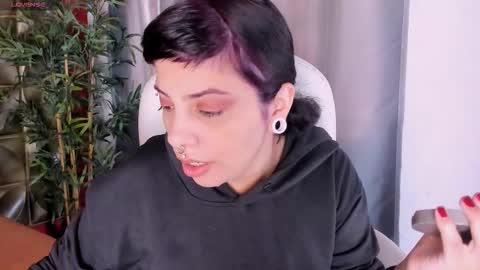 Snapshot of yumeko_jabami chatting on November 11, 2025, 12:49 pm YUMEKO online show from November 11, 2025, 12:49 pm