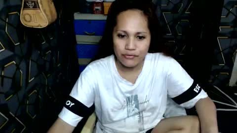Snapshot of yumi_white chatting on June 11, 2026, 12:32 am yumi online show from June 11, 2026, 12:32 am