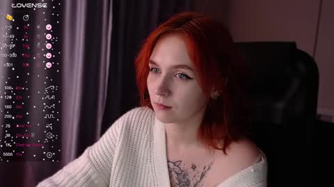 Mia 3  online show from January 1, 2025, 2:42 pm