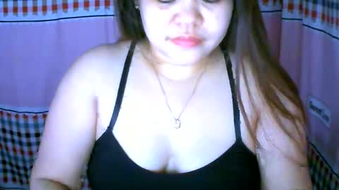 Snapshot of yumie_pussyx chatting on June 5, 2026, 5:03 am Yumie online show from June 5, 2026, 5:03 am