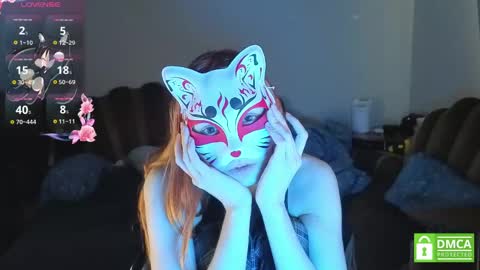 Snapshot of yumiko_uwu chatting on May 7, 2026, 10:42 am Yumeko online show from May 7, 2026, 10:42 am