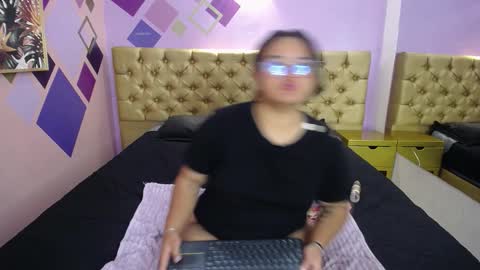 YumiViolet online show from February 28, 2026, 5:19 am