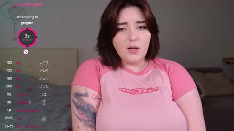 YumemiyaYumi online show from November 30, 2025, 11:03 am