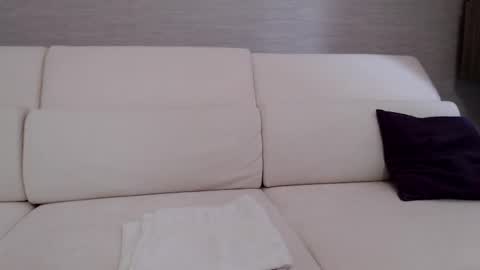 you babe online show from March 4, 2025, 11:40 am