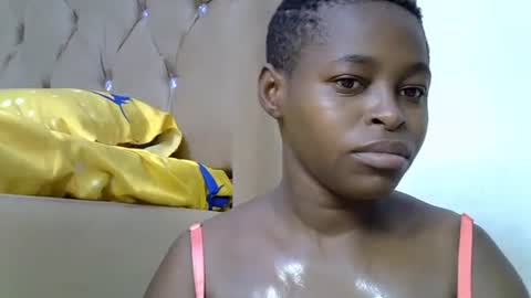 yummy_boobs01 online show from April 20, 2026, 7:33 am