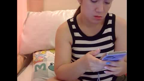 yummyclaya online show from March 25, 2026, 3:45 am