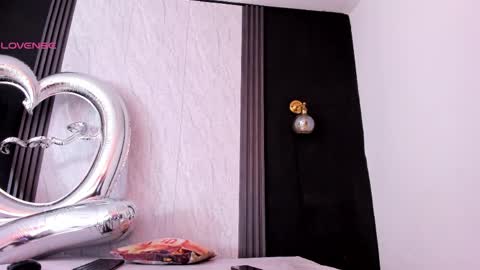 Yummyduo online show from April 20, 2026, 11:46 am