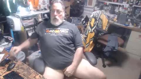 yummyflguy online show from April 13, 2026, 7:08 pm