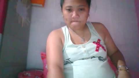 yummypussy4you online show from December 5, 2025, 2:42 am