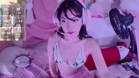 yuna_pink666 online show from November 11, 2025, 2:11 am